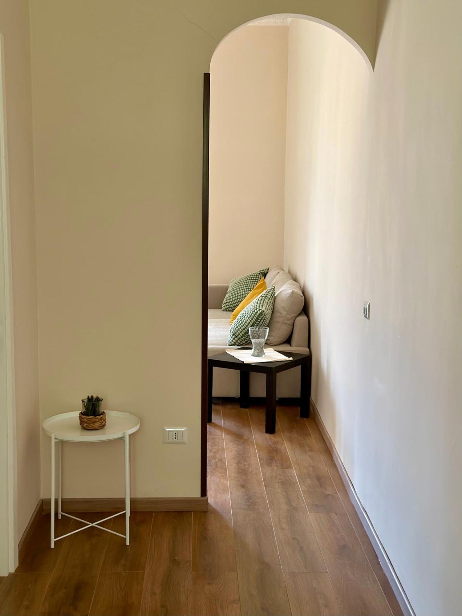 Napule House - Napoli Appartamento In Centro Εξωτερικό φωτογραφία
